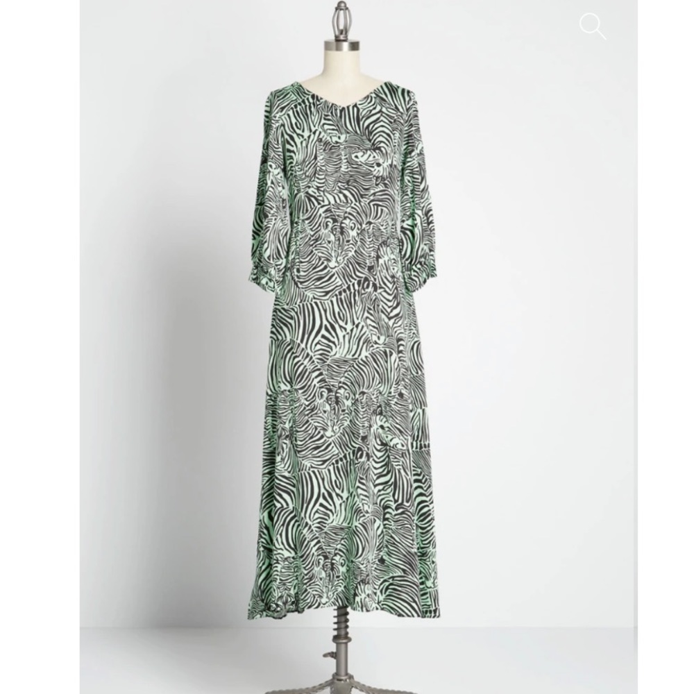 ModCloth NWT Closet London Queen of theβ Wild Midi Animal Print Dress